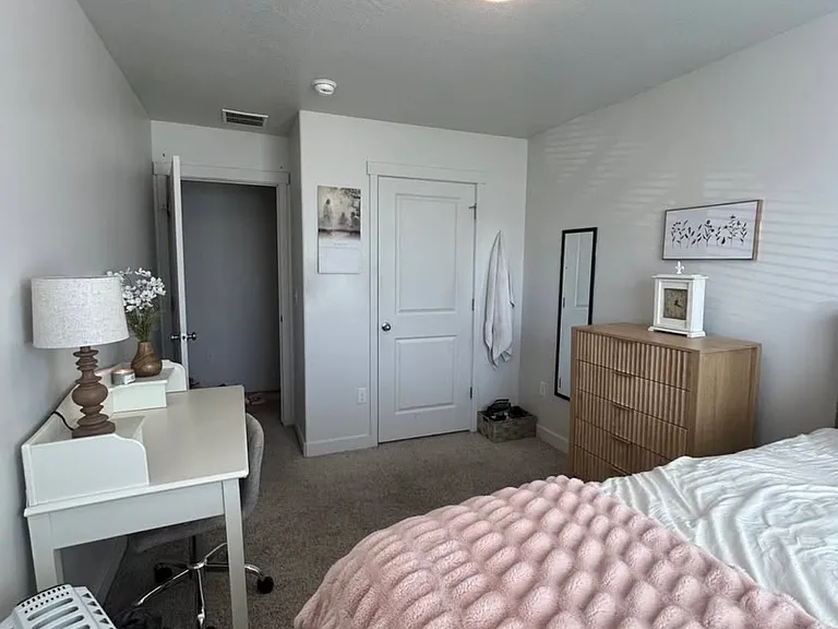 1494 S 590 W — Photo 8
