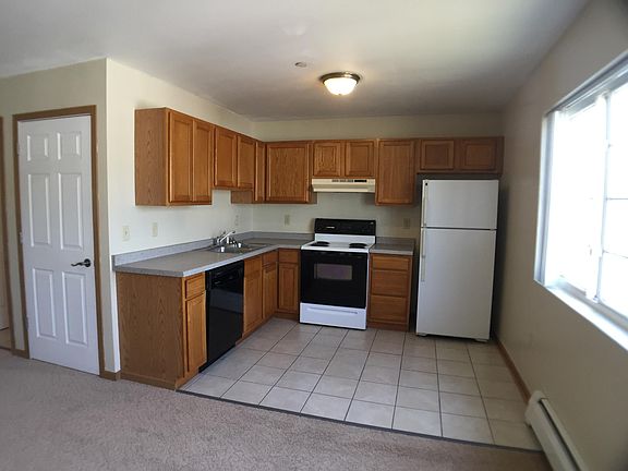 2nd image of 1021 Hancock St APT 3