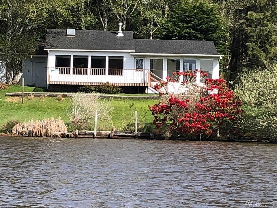 1st image of 351 Lake View Lp NW