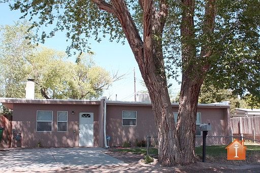1st image of 903 N Lincoln Ave