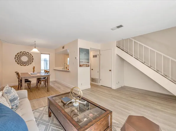 214 Roundtree Boulevard, San Rafael, CA 94903