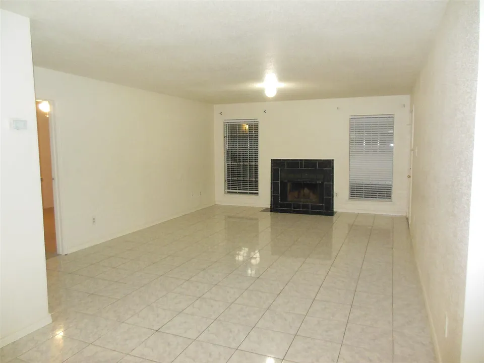 6500 Sands Point Dr #807