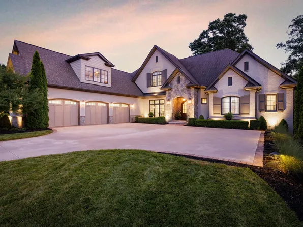 516 Chamblee Blvd, Greenville, SC 29615