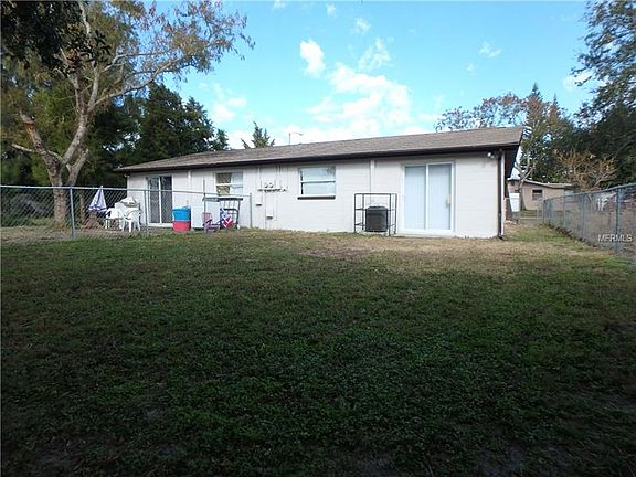 5th image of 7112 Dipaola Dr