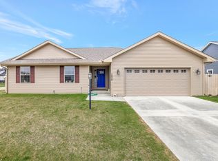 1602 E Vernon Dr, Urbana, IL 61802