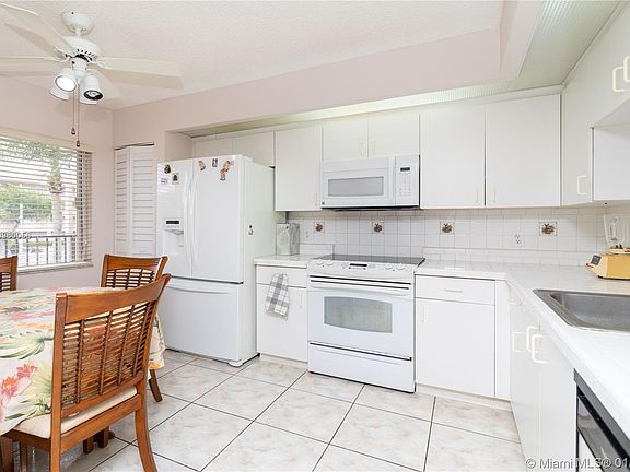 2nd image of 801 SW 138th Ave APT 208E