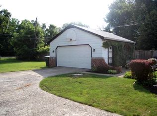 5138 Botsford Dr, Columbus, OH 43232