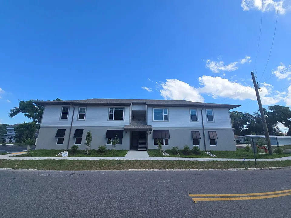 701 Bates Ave SW