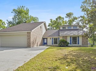 17506 Summerfield Rd S, Prairieville, LA 70769