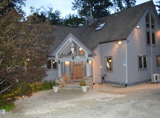 103 Big Bass Ln, Becket, MA 01223