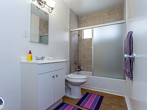 5th image of 10955 Pioneer Blvd APT 4