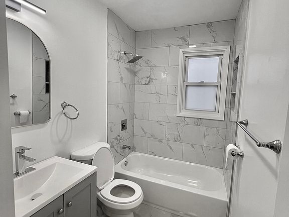 2nd image of 67 Avenue A #1
