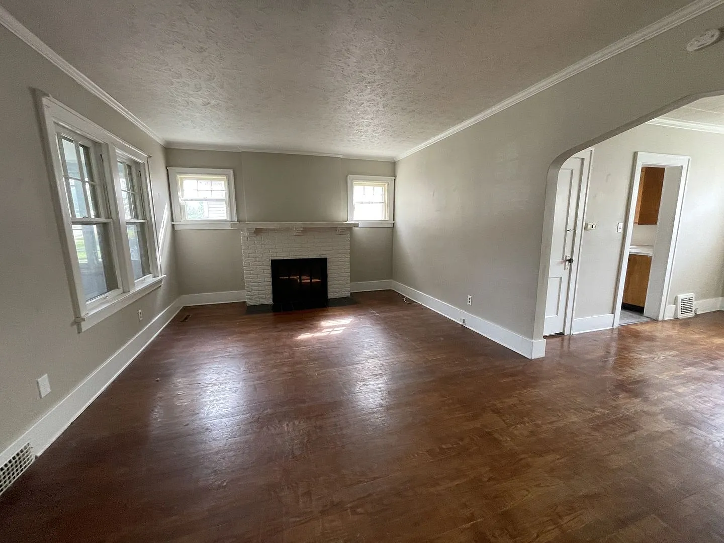 2587 Titus Ave 3 Bed/1.5 Bath in Minne Lusa | Fireplace, Original Hardwoods, Detached Garage — Photo 2