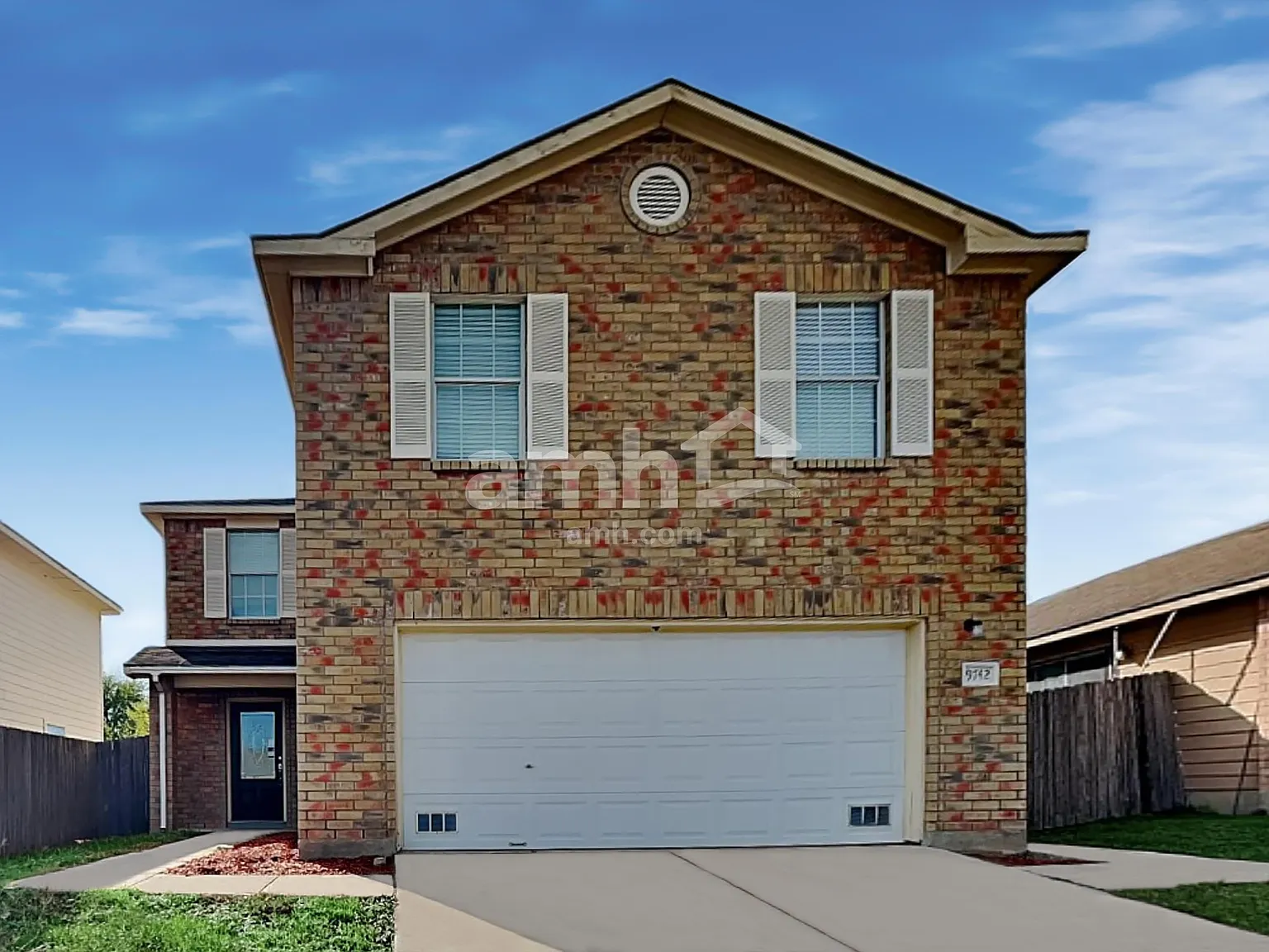 4 bed, 2.5 bath, 1828 sqft, $1,775 — Photo 1