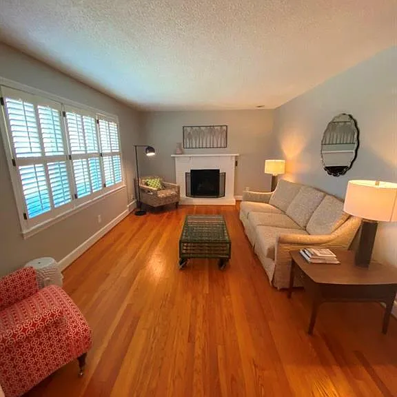 2810 Deerwood Dr — Photo 20