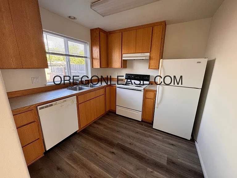 270 S 41st Pl #1-41ST — Photo 4