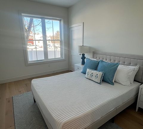 5th image of 105 Sea St #102