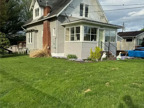 707 47th St, Vienna, WV 26105