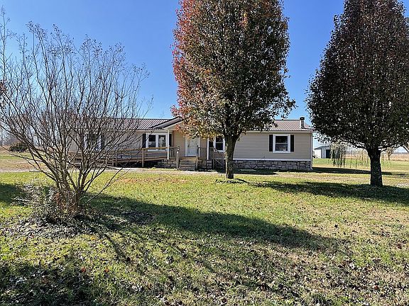 5th image of 4511 Moore Ln