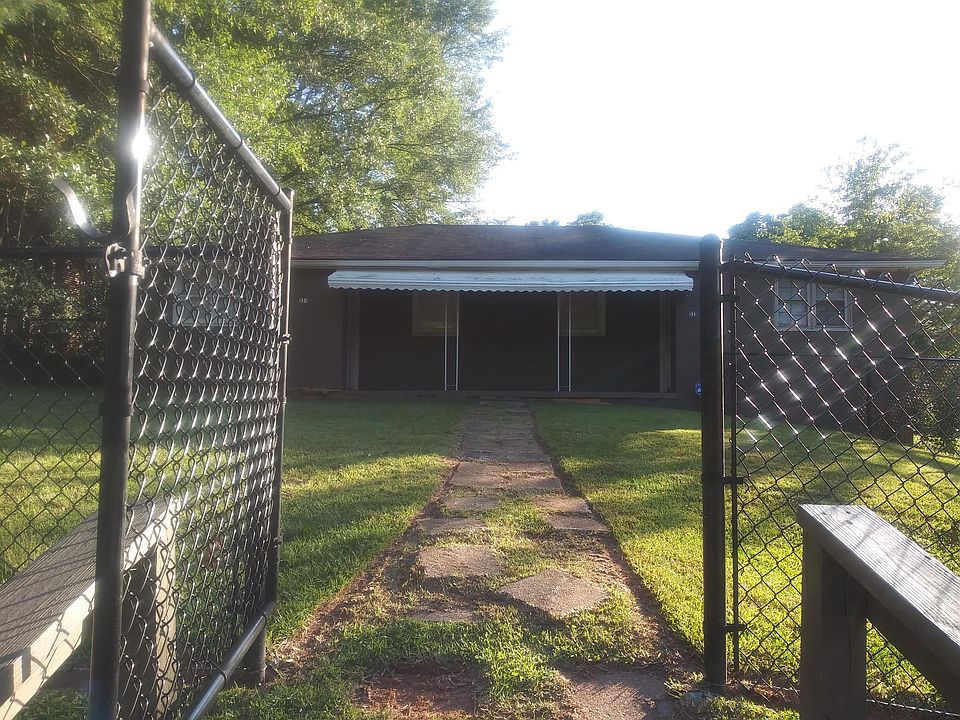 331 Front Yard