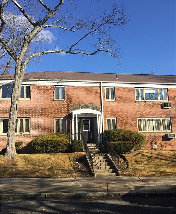 1st image of 58 Lawrence Ct APT D