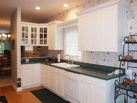 4th image of 6070 McNaughten Grove Ln