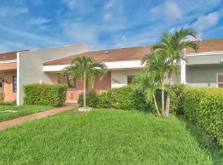 5659 Waltham Way, Lake Worth, FL 33463