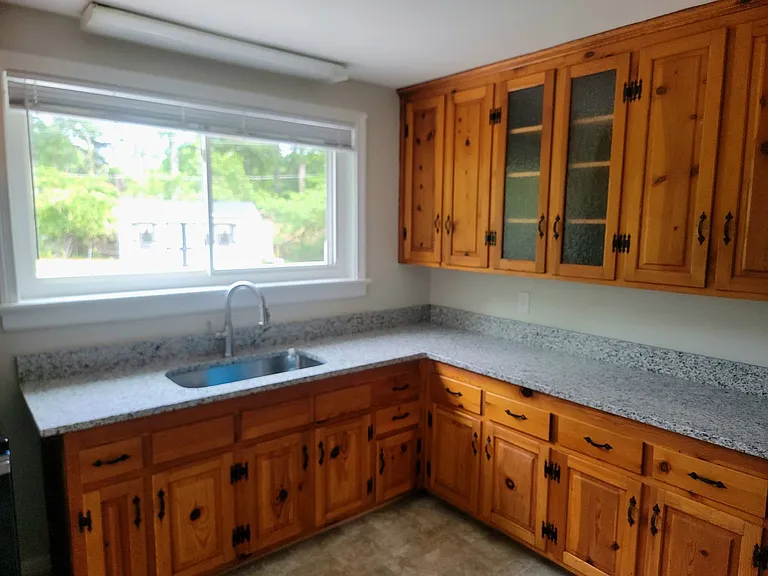 8304 Pamela Dr — Photo 4