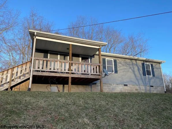 60 King St, Buckhannon, WV 26201