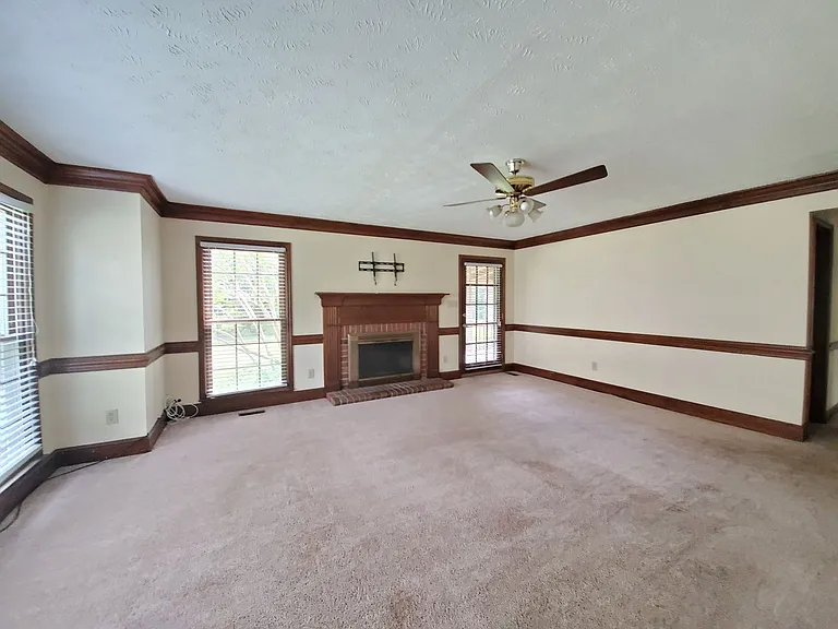 3508 Gowan Ln — Photo 19