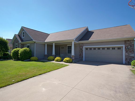 3rd image of 16131 Easton Ct