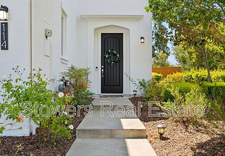 114 Channi Loop — Photo 2
