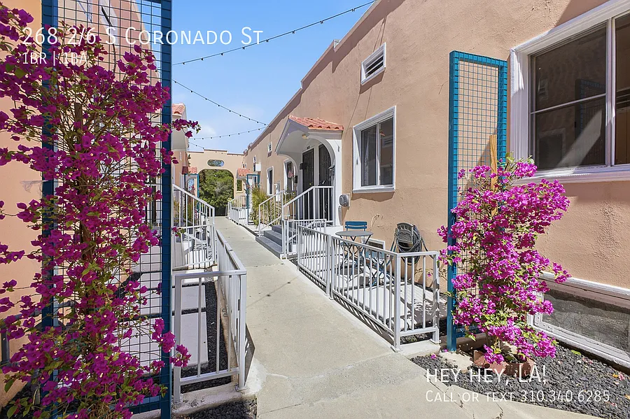 Building Photo - 268 2/6 S Coronado St