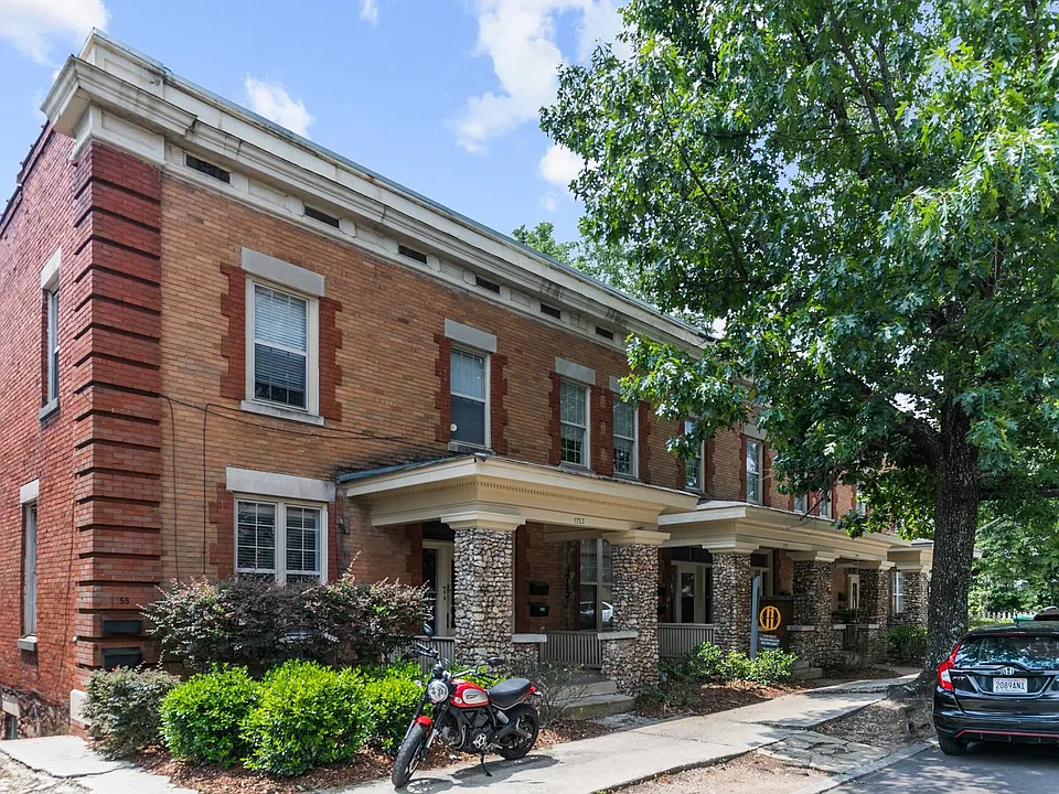 Ramsay Apartments