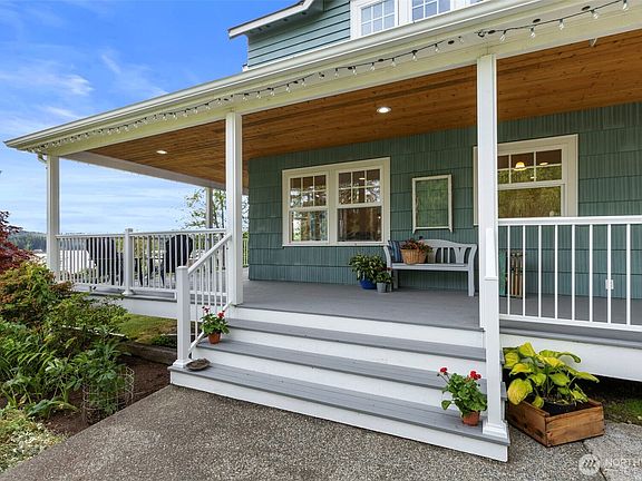4th image of 17164 Lemolo Shore Drive NE