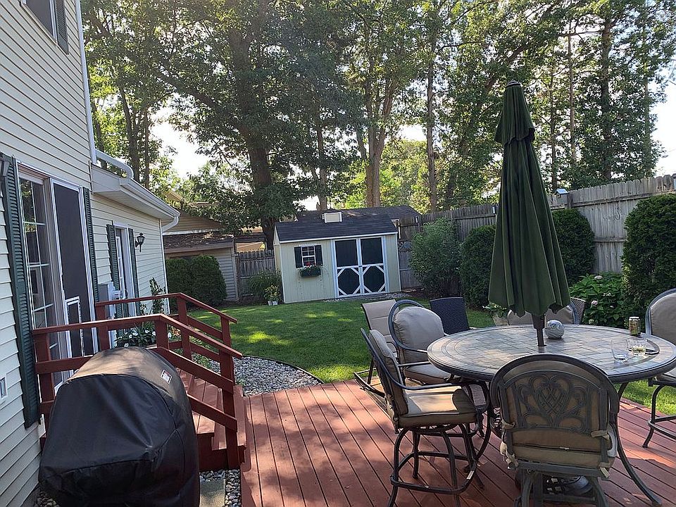 2nd image of 508 W 15th St