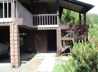 253 Steelhead Dr, Elkton, OR 97436