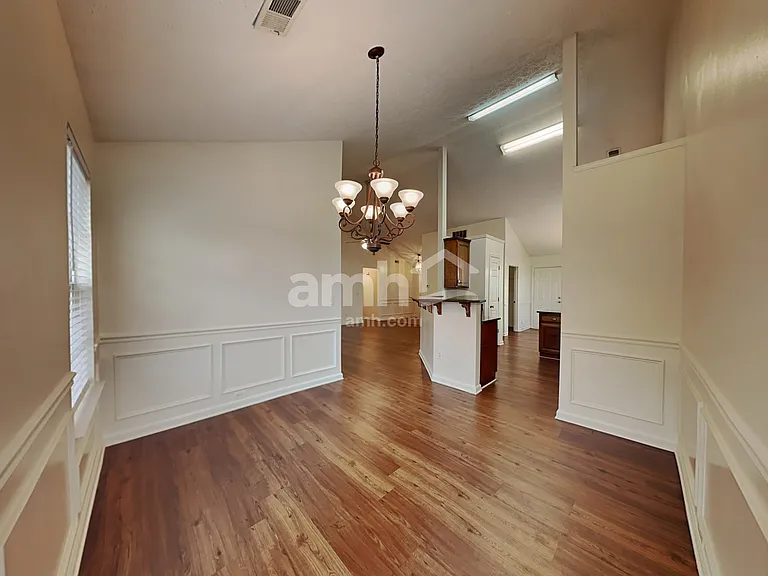 389 Sunderland Way — Photo 6