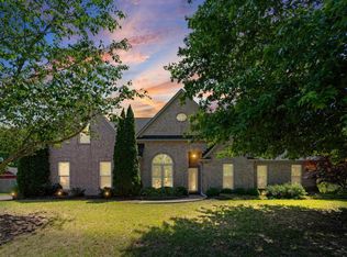 4906 Kings Forest Dr, Memphis, TN 38135
