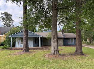 1660 East Dr, Beaumont, TX 77706