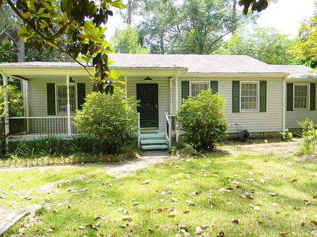 1st image of 1610 Beauford Pl