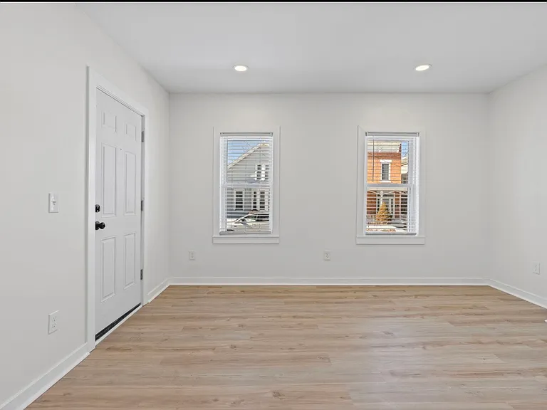 44 Paine St #44A — Photo 1