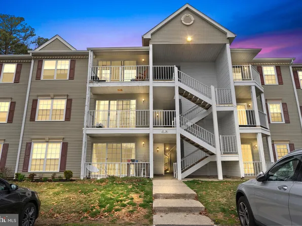 19 Iroquois Dr, Absecon, NJ 08205