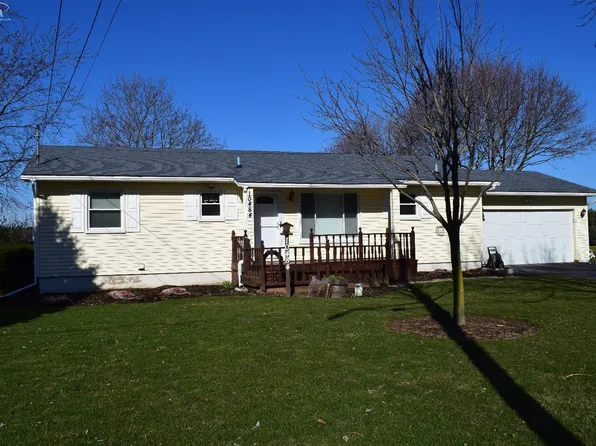 10484 Wake Robin Ln, Grand Blanc, MI 48439