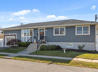 12 Georgia Rd, Amityville, NY 11701