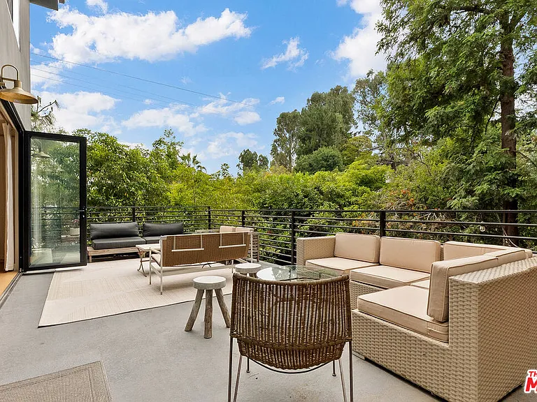 12220 Benmore Ter — Photo 17