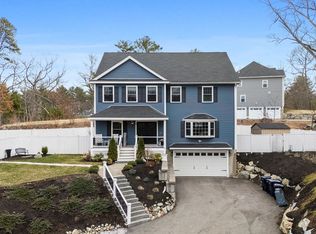 4 Arrow St, Middleton, MA 01949