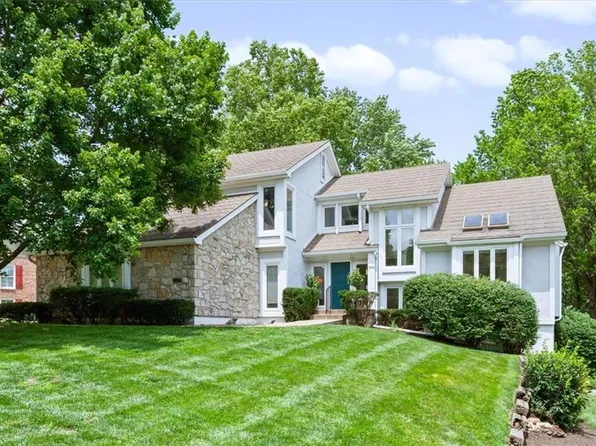 3908 W 124th St, Leawood, KS 66209