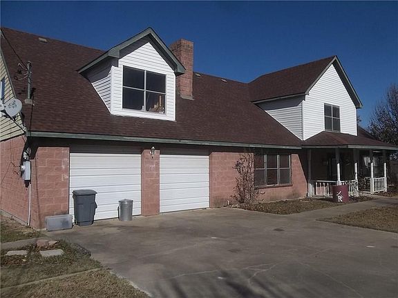 5th image of 1114 W Chambers Dr