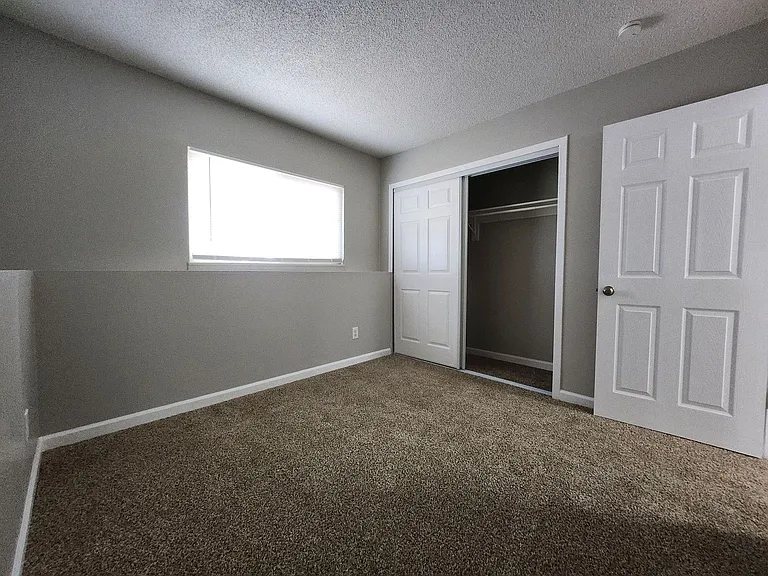 2922 Straus Ln #D — Photo 14